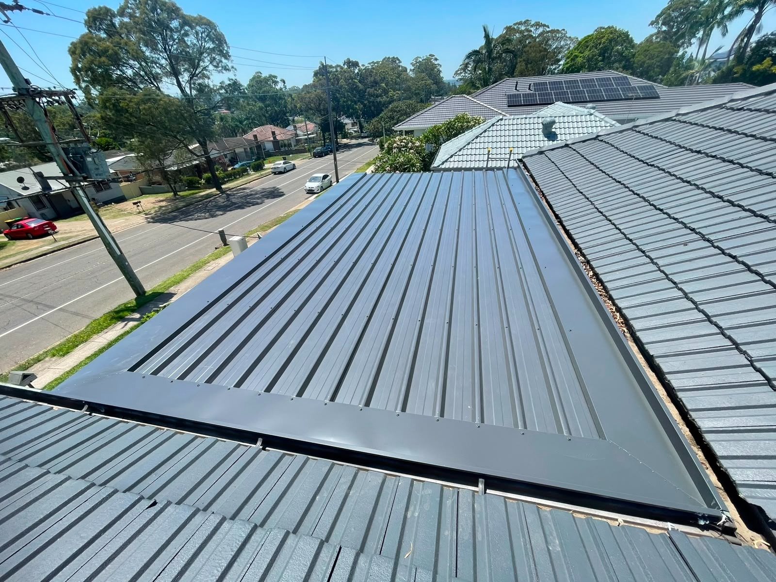 Metal roofing service